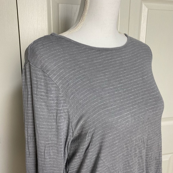 LC Lauren Conrad Weekend Flare Sleeve Top Gray - Picture 6 of 8
